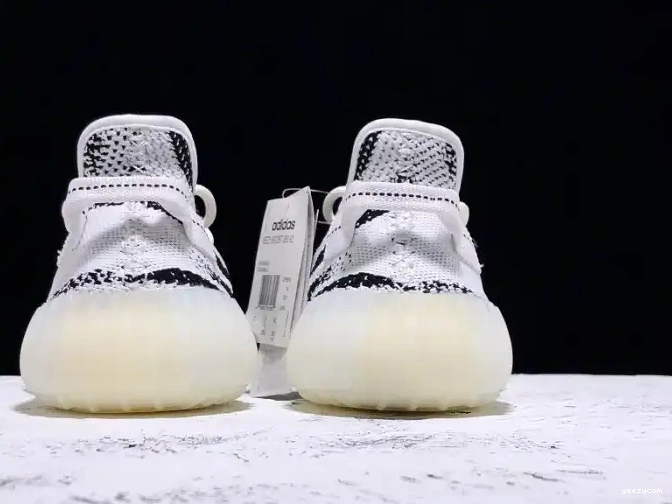 Boost Yeezy White Black Adidas Zebra CP9654 V2 350 0523